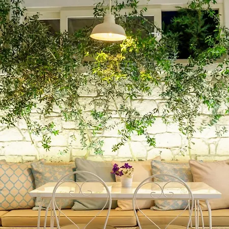 Hotel Likor Hanim Butik Alaçatı