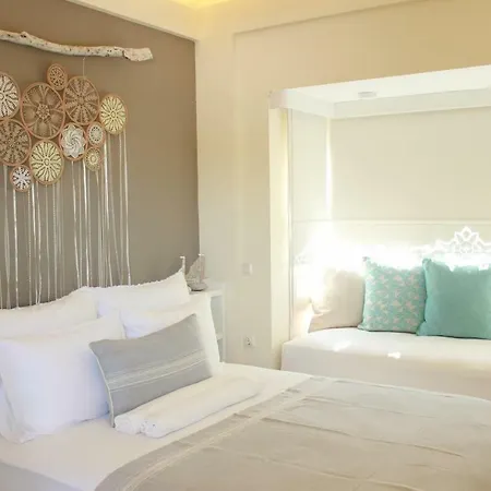 Likor Hanim Butik 2*