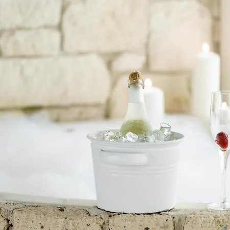 Likör Hanım Butik Alaçatı