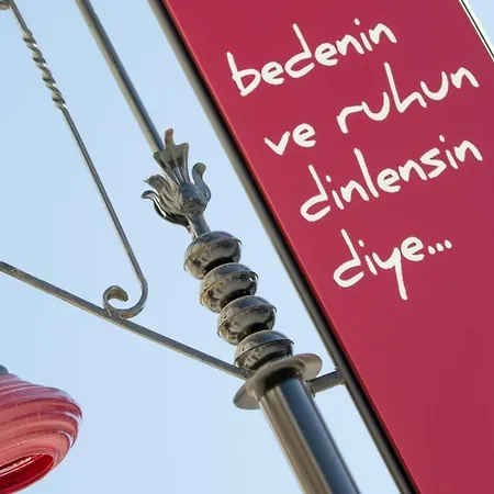 Likör Hanım Butik Alaçatı