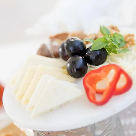 Likör Hanım Butik Otel 2*