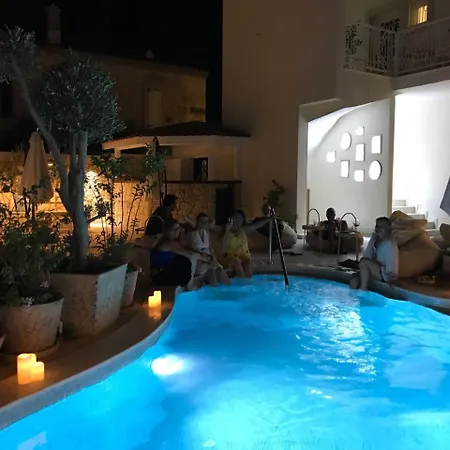 Likör Hanım Butik 2*