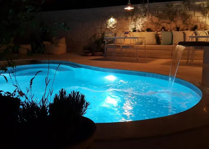 Likor Hanim Butik 2* Alacati